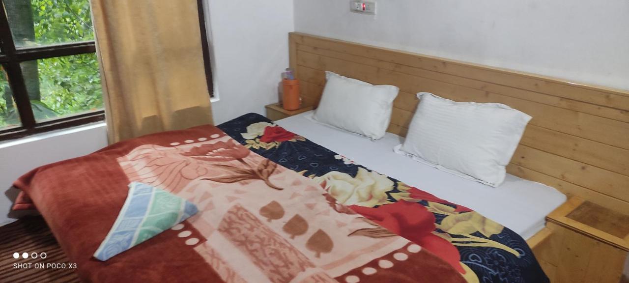 Jahangir Cottage Pahalgam Ngoại thất bức ảnh