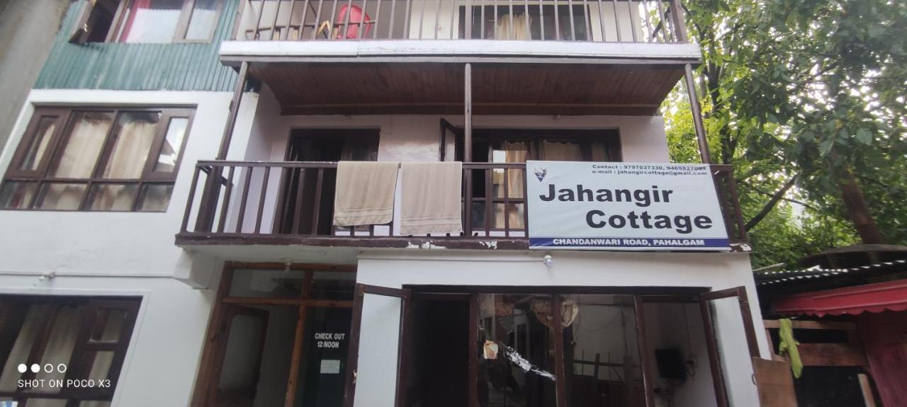 Jahangir Cottage Pahalgam Ngoại thất bức ảnh