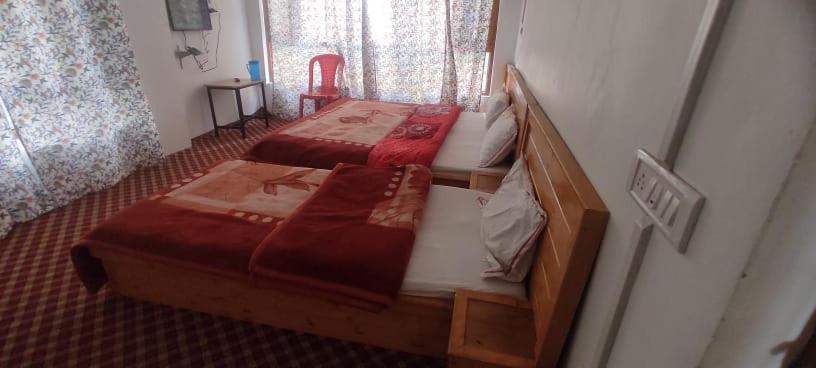 Jahangir Cottage Pahalgam Ngoại thất bức ảnh