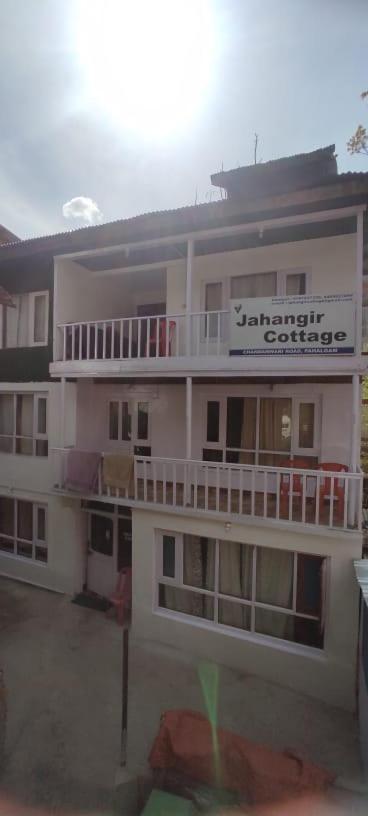 Jahangir Cottage Pahalgam Ngoại thất bức ảnh