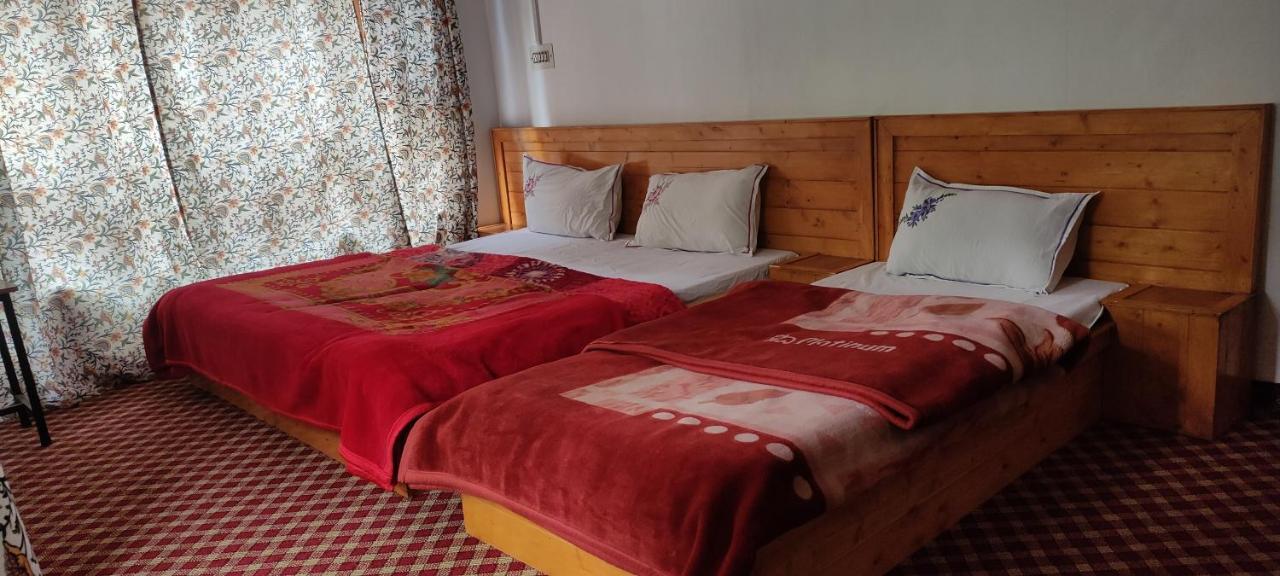 Jahangir Cottage Pahalgam Ngoại thất bức ảnh