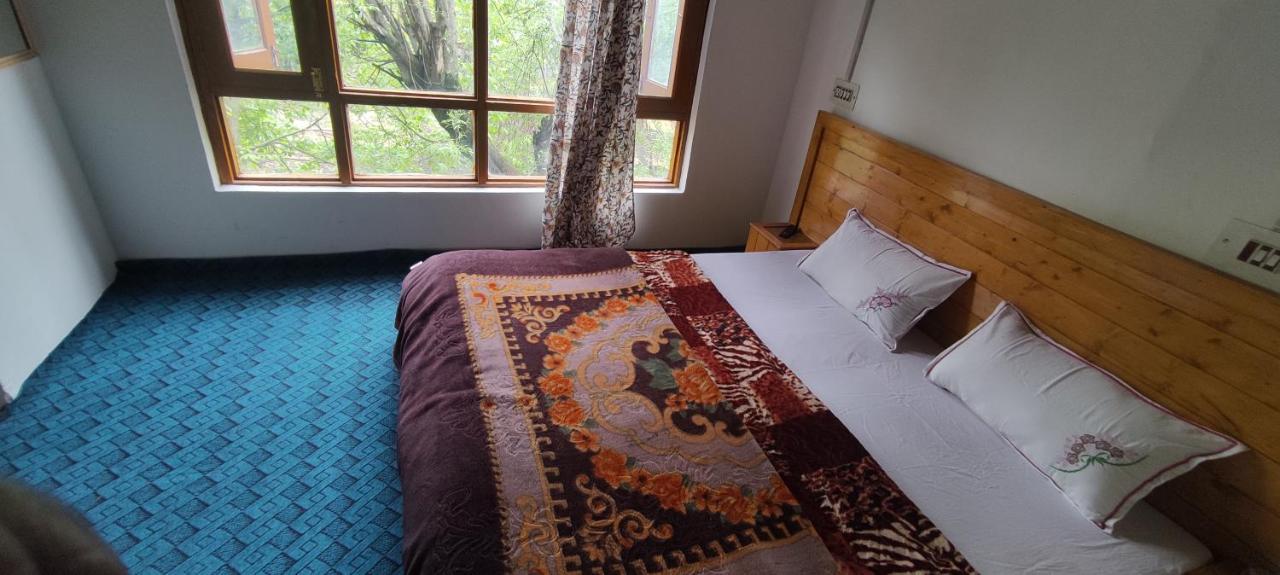 Jahangir Cottage Pahalgam Ngoại thất bức ảnh