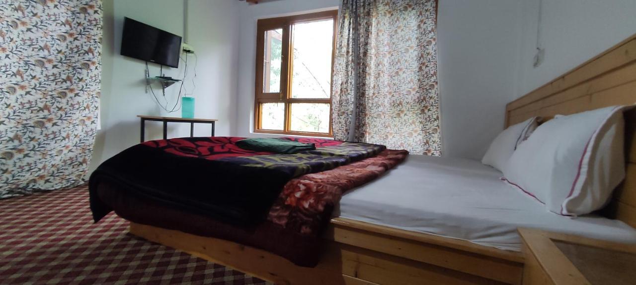 Jahangir Cottage Pahalgam Ngoại thất bức ảnh