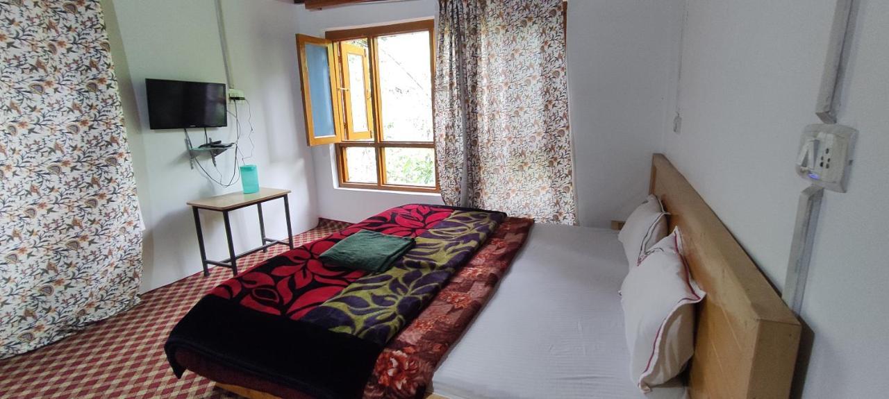 Jahangir Cottage Pahalgam Ngoại thất bức ảnh