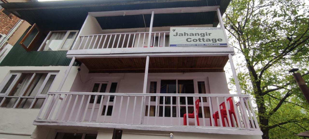 Jahangir Cottage Pahalgam Ngoại thất bức ảnh