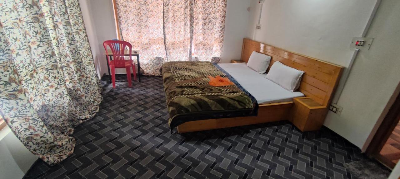 Jahangir Cottage Pahalgam Ngoại thất bức ảnh