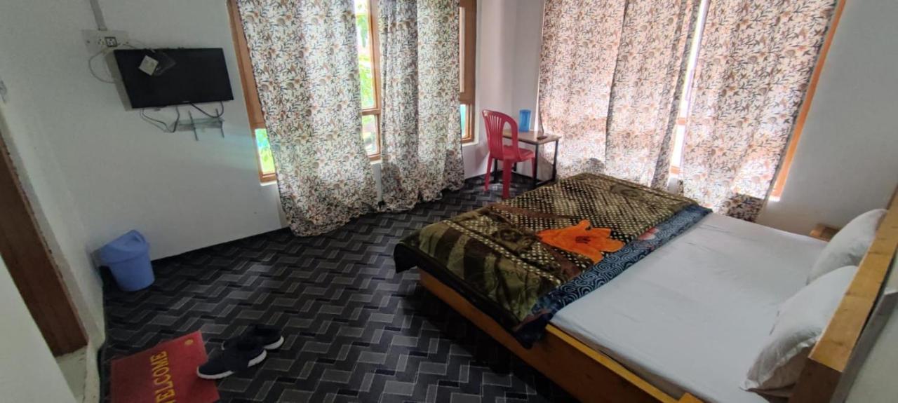 Jahangir Cottage Pahalgam Ngoại thất bức ảnh