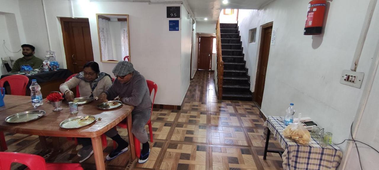 Jahangir Cottage Pahalgam Ngoại thất bức ảnh